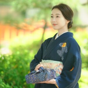 痩せ型さん必見｜華奢な体を美しく見せる着物シルエット＆補正テクニック