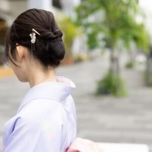 初心者さんでも安心！長襦袢の衿芯（えりしん）入れ方ガイド 〜向き・差し方・素材まで丁寧に解説〜